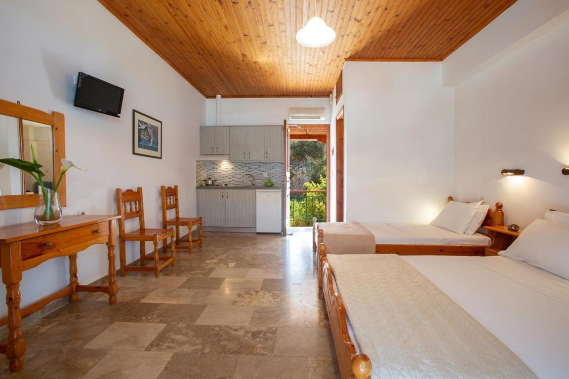 Liotrivi Studios Vasilikí Extérieur photo