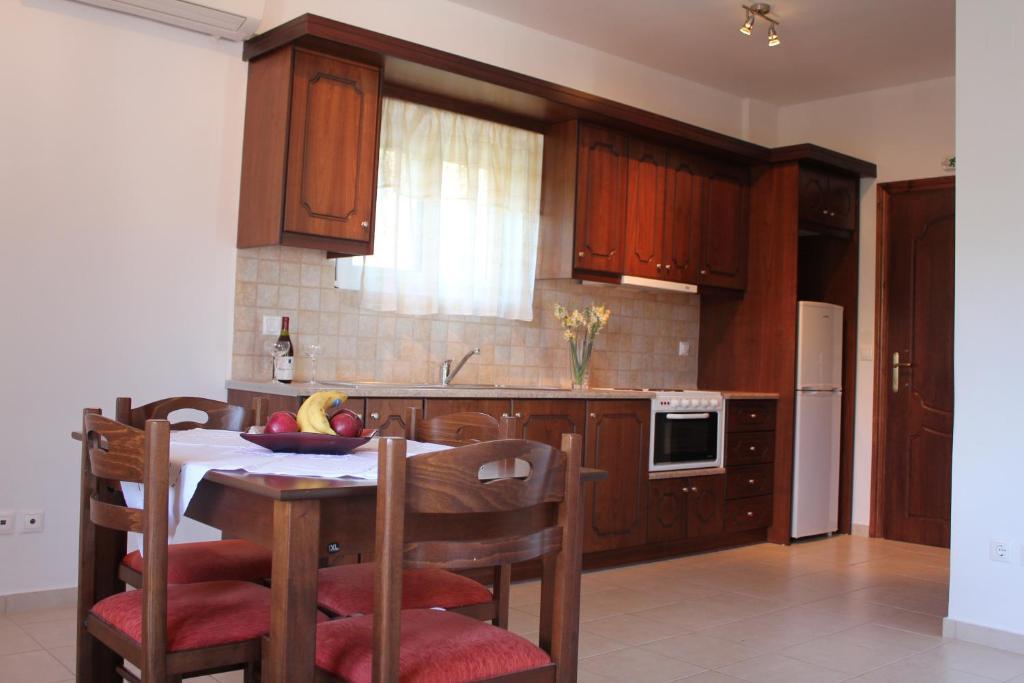 Liotrivi Studios Vasilikí Chambre photo